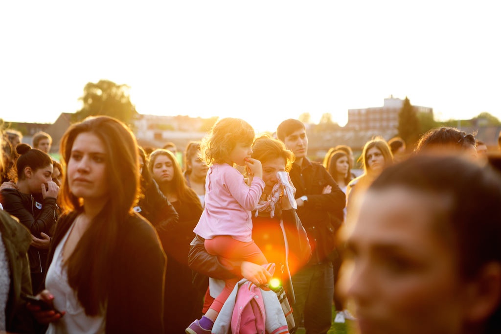 Paula Markert – Einer fehlt / Neon / 2016 einer_fehlt_neon_03-1.jpg