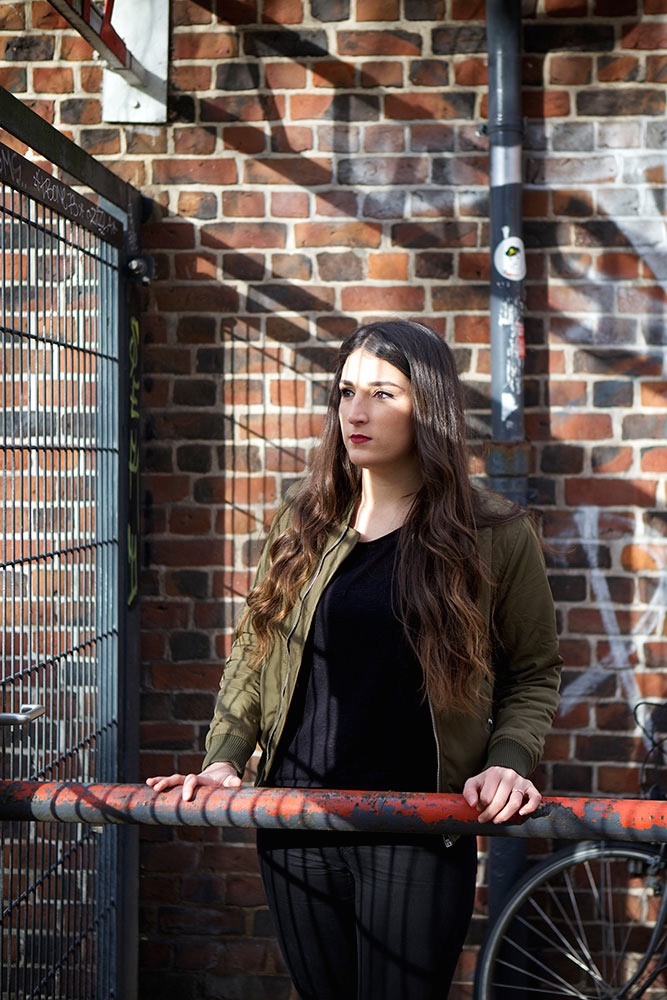 Paula Markert – Einer fehlt / Neon / 2016 einer_fehlt_neon_18-1.jpg