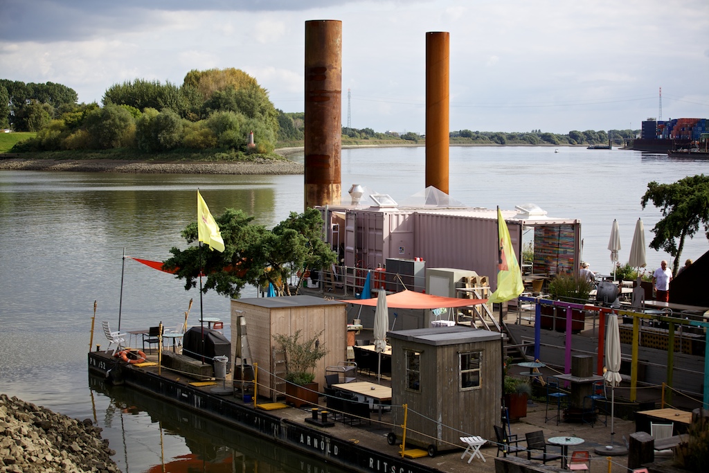 Paula Markert – Ja heißt ja! / DIE ZEIT Literatur / 2016 feministinnen_01.jpg