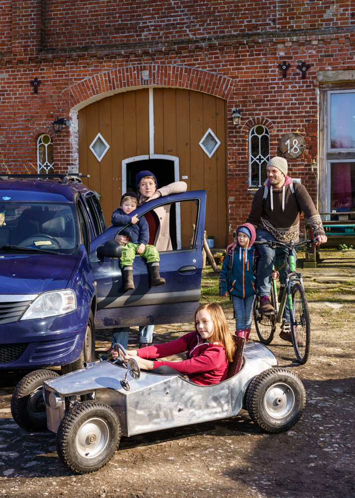 Paula Markert – And what about you? / Greenpeace Magazine / 2020 autopersonas_02.jpg