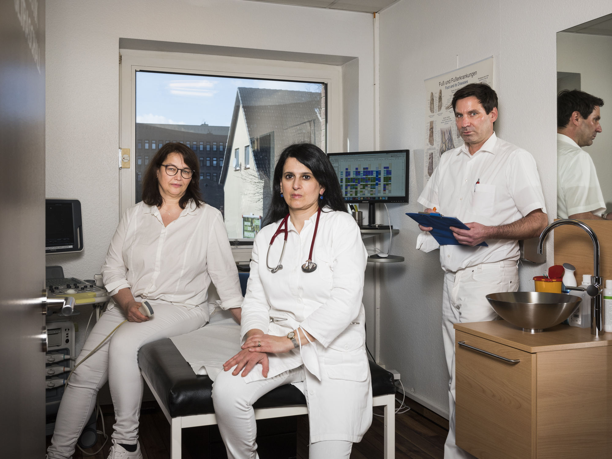 Paula Markert – Ärzt*innen-Mangel / ZEIT HAMBURG / 2022 a_rztinnen_mangel_04.jpg