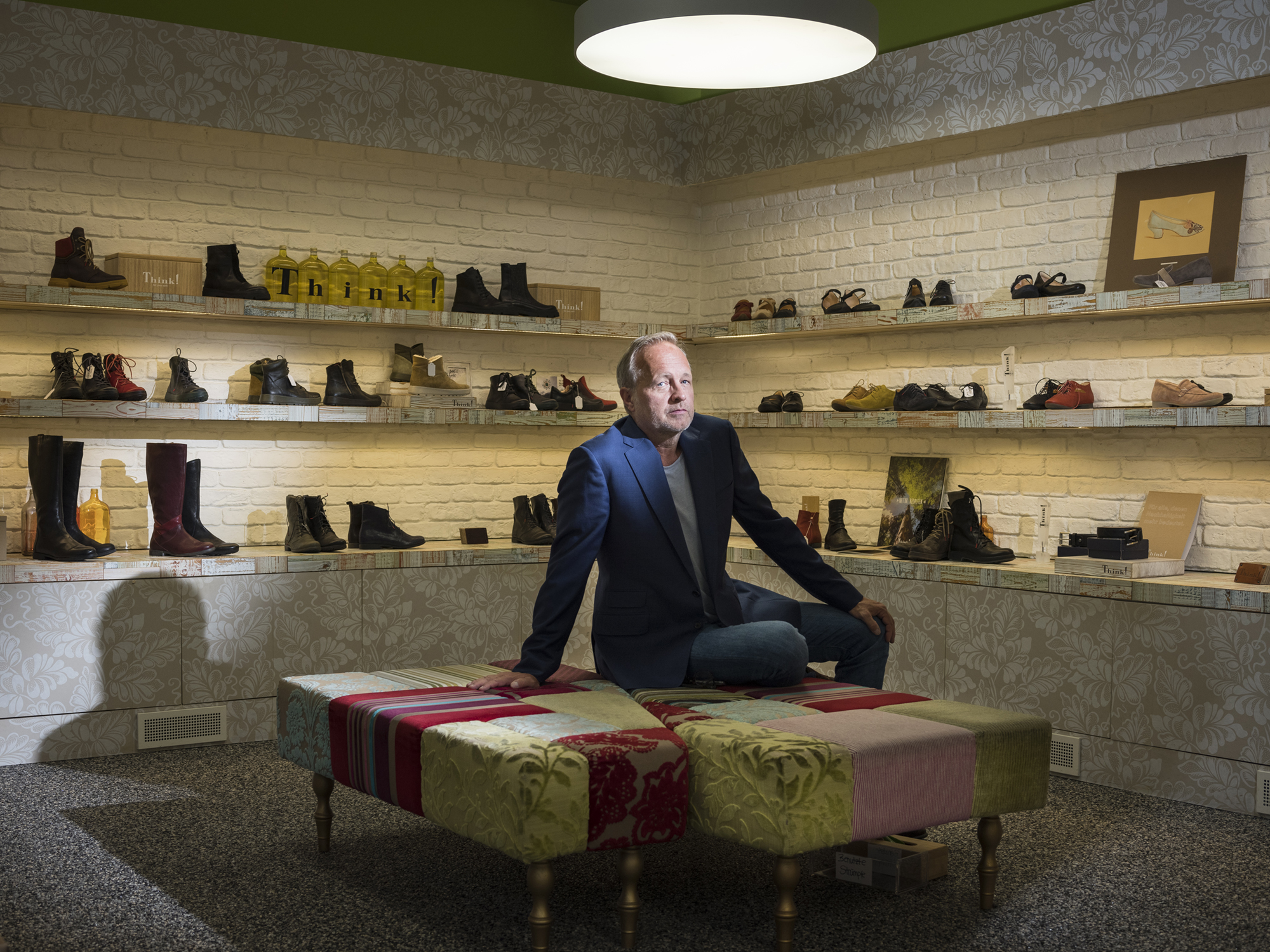 Paula Markert – Cost surge for producers / Der Spiegel / 2022 schockmann_schuhe007.jpg