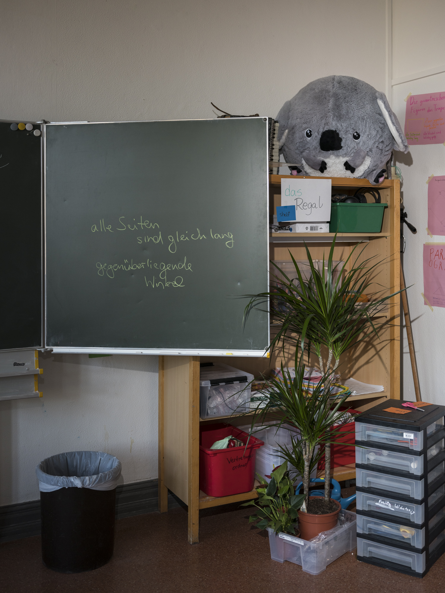 Paula Markert – Everything was so surreal and I was so shy / DIE ZEIT / 2022 schule_kiel_007.jpg